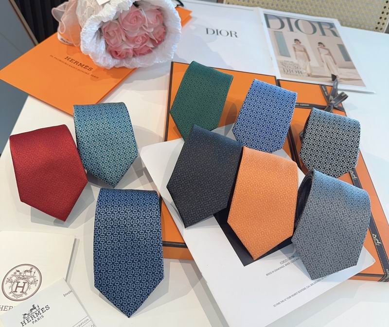 Hermes Tie hm68